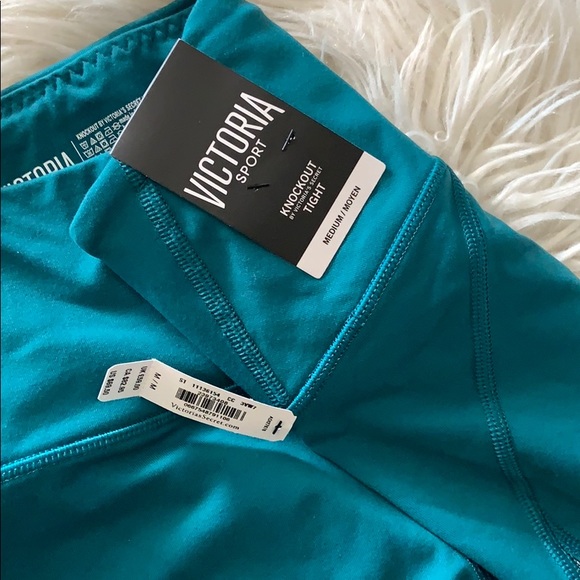 Victoria’s Secret Victoria sport set s/m NWT - Picture 6 of 8